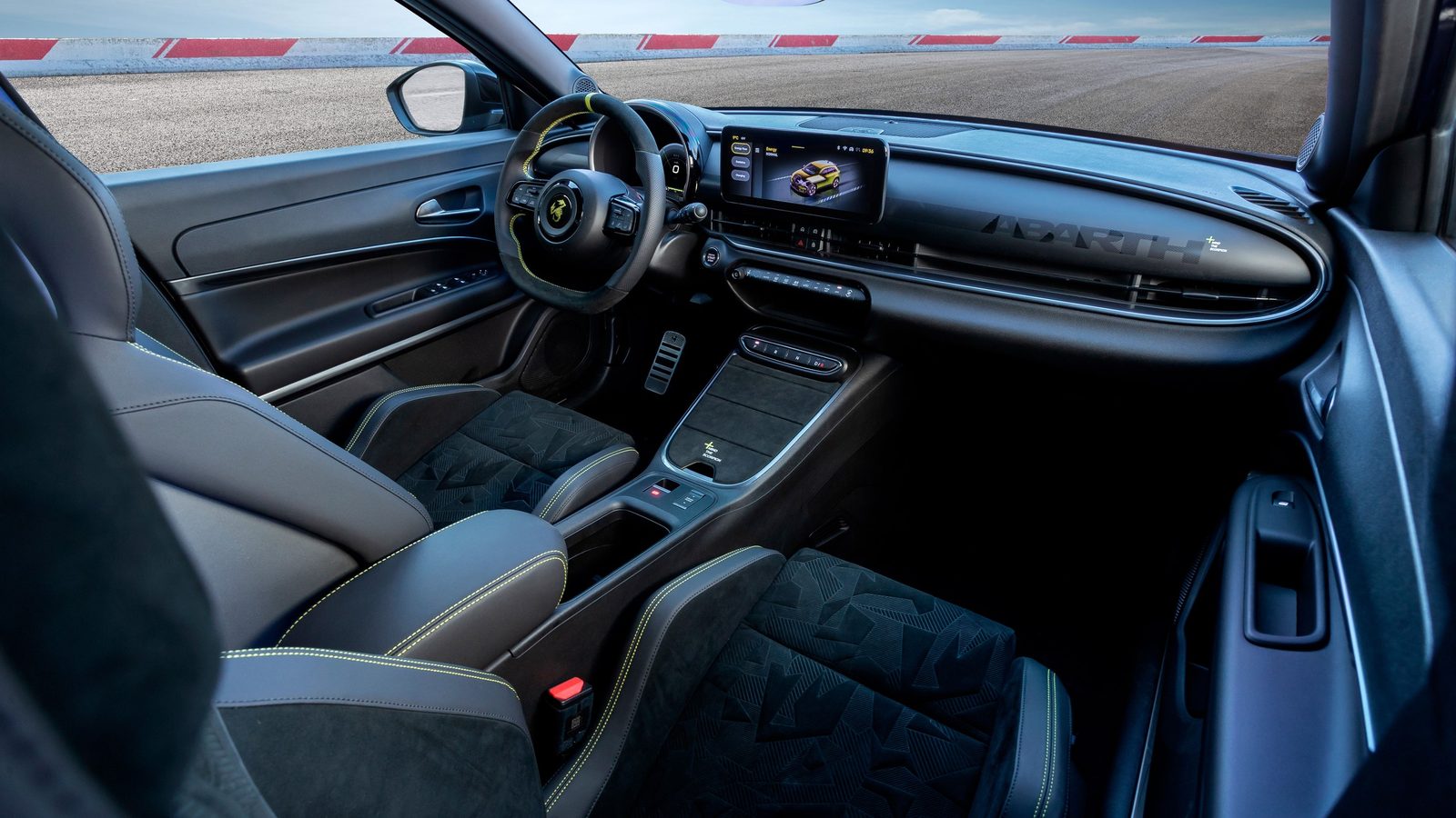Abarth 600e 2024 — интерьер, front cabin, рынок Global / EV Query only