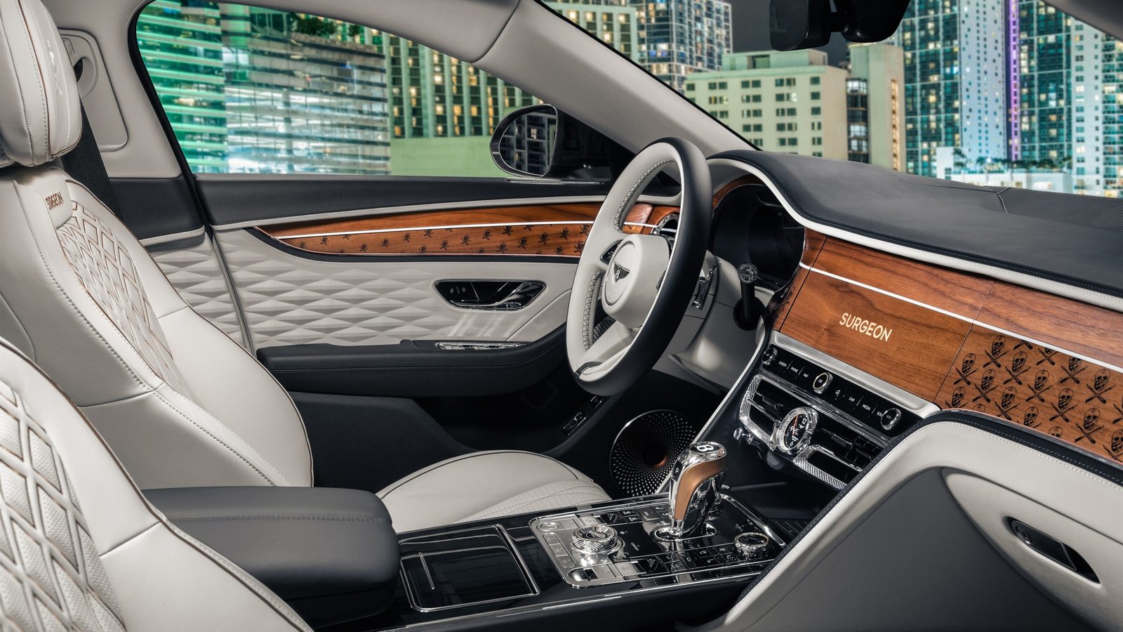 Bentley Flying Spur Hybrid 2021 — главное фото модели, интерьер, передняя панель, рынок Global / EV Query only