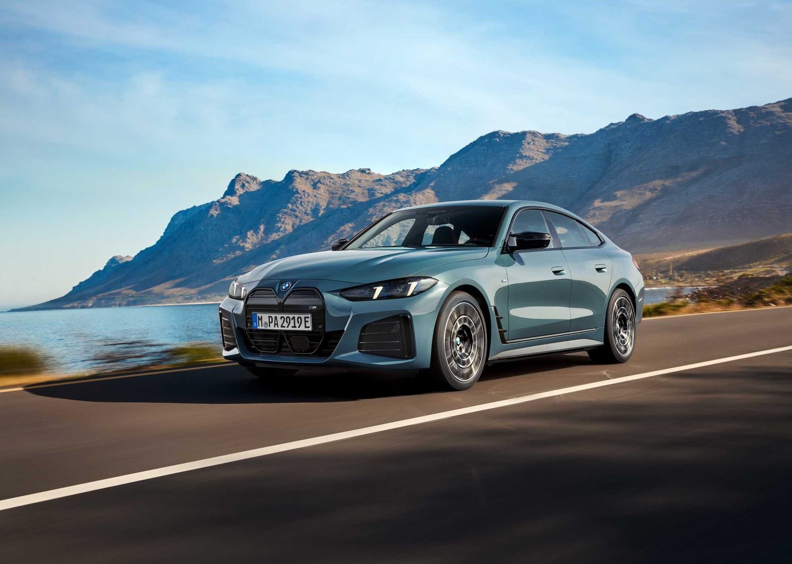 BMW i4 Global — фото модели
