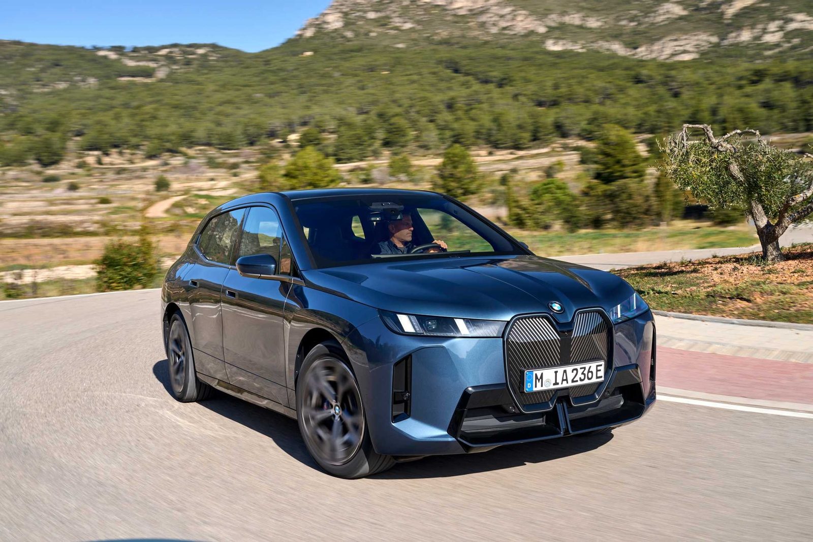 BMW iX Global 2021 — экстерьер, detail, рынок Global / EV Query only