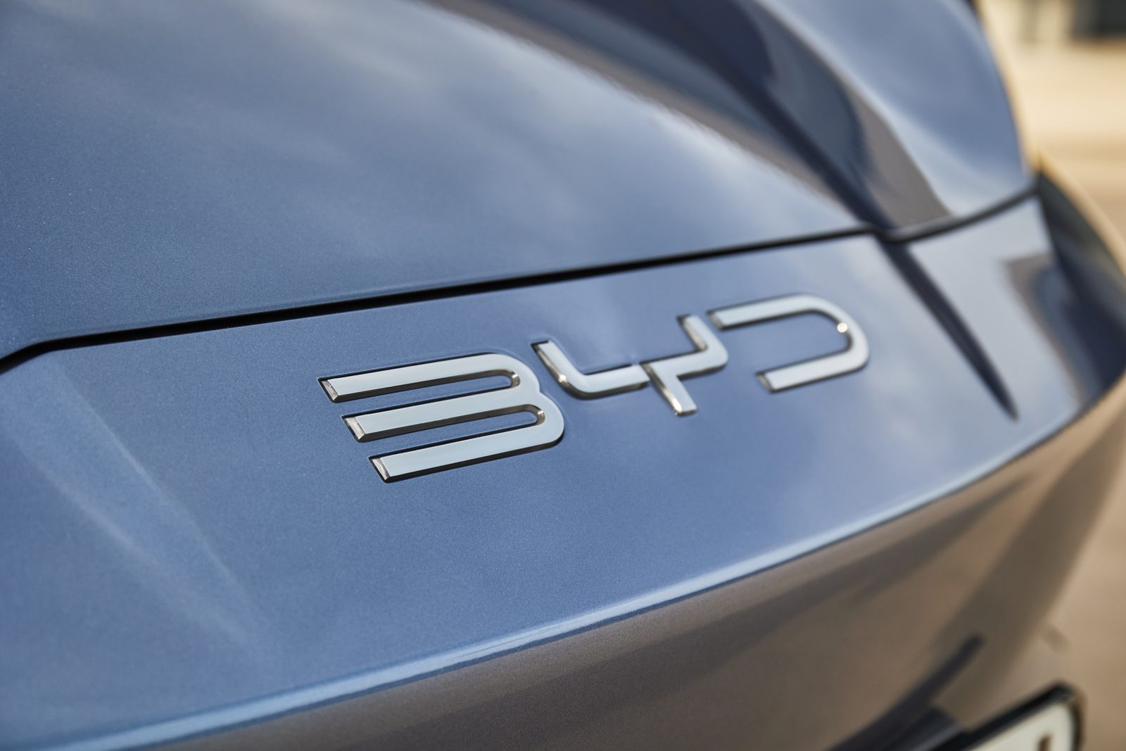 BYD Seal EV 2022 — экстерьер, badge detail, рынок internal_mvp