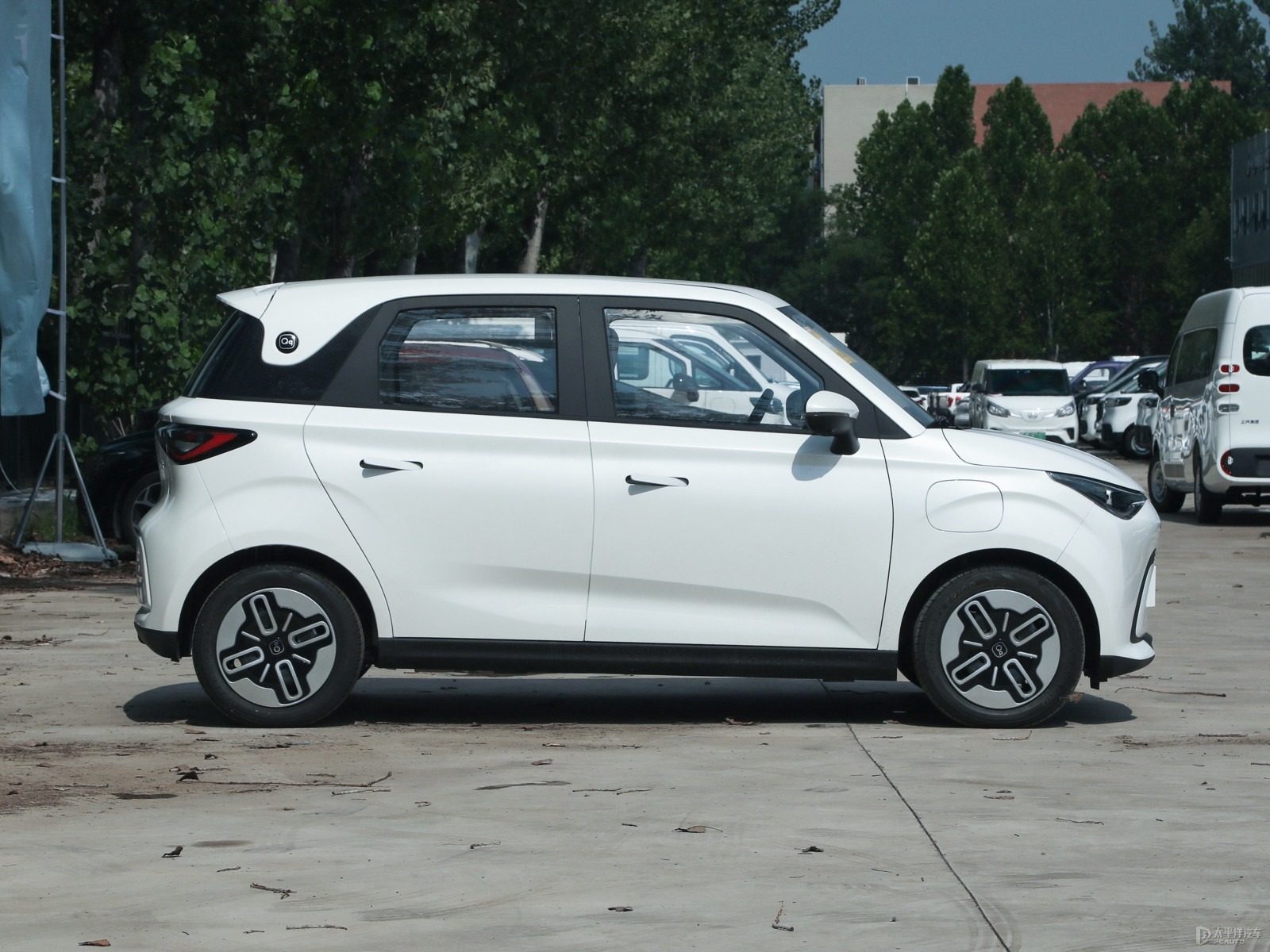 Chery Group QQ Domi 2025 — экстерьер, side profile, рынок internal_mvp