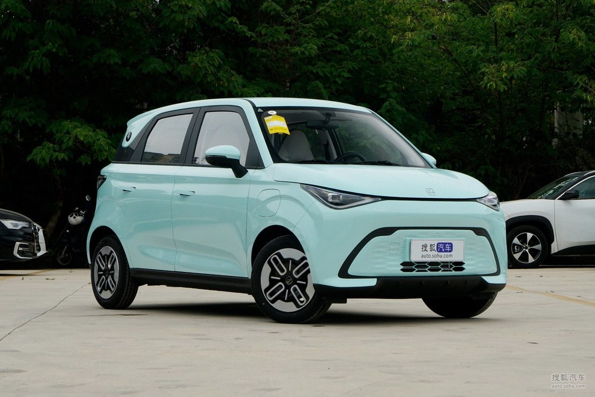 Chery Group QQ Domi 2025 — экстерьер, front 3q showroom, рынок internal_mvp