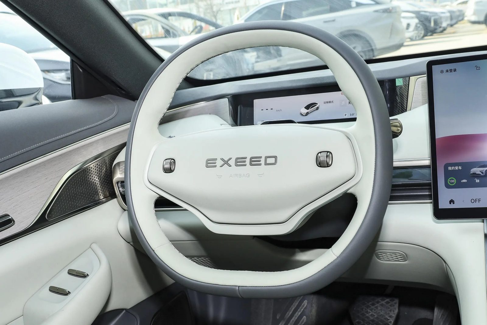 Chery Group Exeed Exlantix ES / Sterra ES EV 2023 — интерьер, второй ряд сидений, рынок internal_mvp
