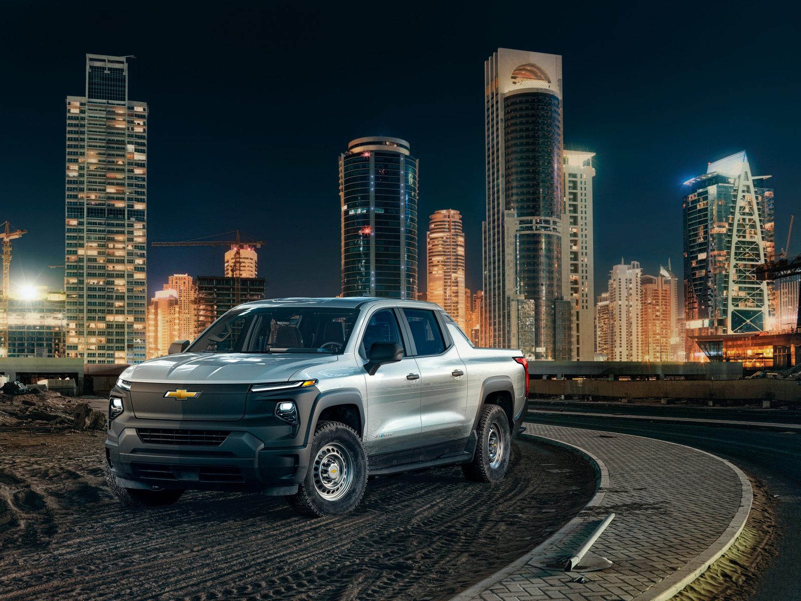 Chevrolet Silverado EV 2024 — экстерьер, work truck front 3q, рынок US