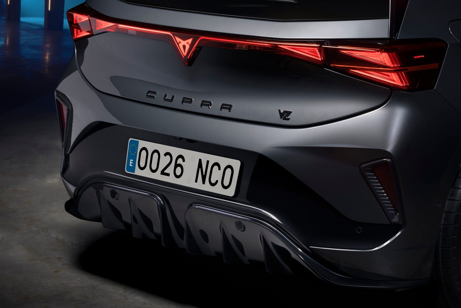Cupra Born 2021 — экстерьер, rear badge detail, рынок Europe/global press kit