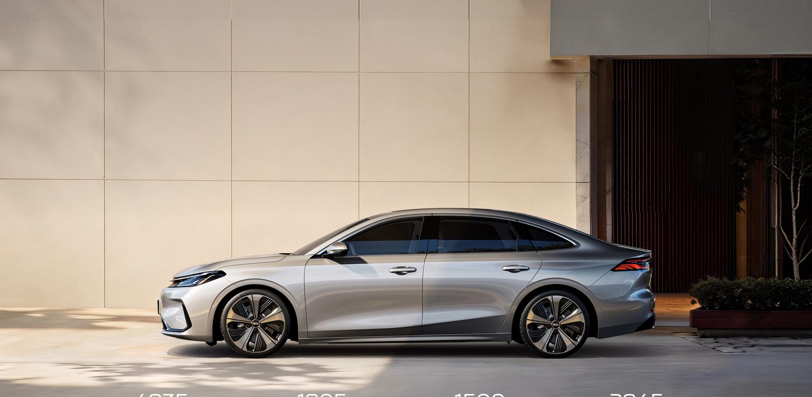 Geely Galaxy A7 EV 2026 — экстерьер, side profile, рынок China