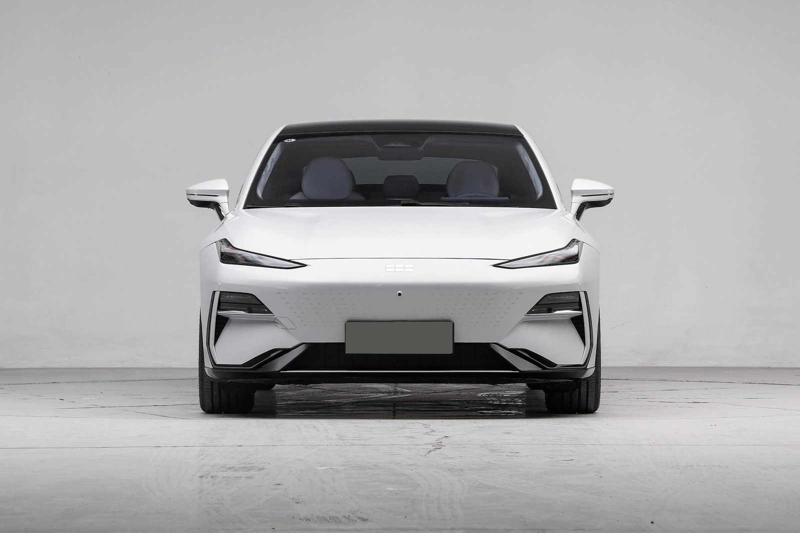 Geely Galaxy E8 EV 2025 — экстерьер, вид спереди, рынок internal_mvp