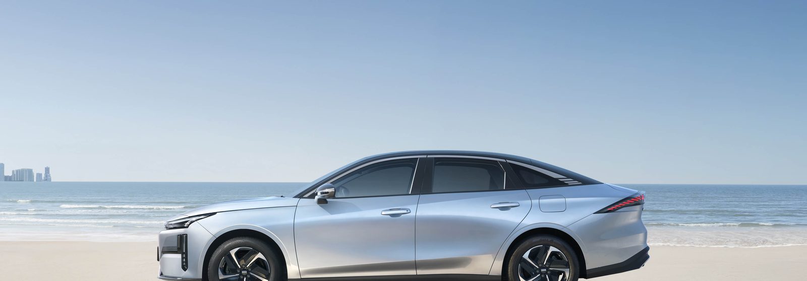 Geely Galaxy L6 EM-i 2026 — экстерьер, side dimensions, рынок China