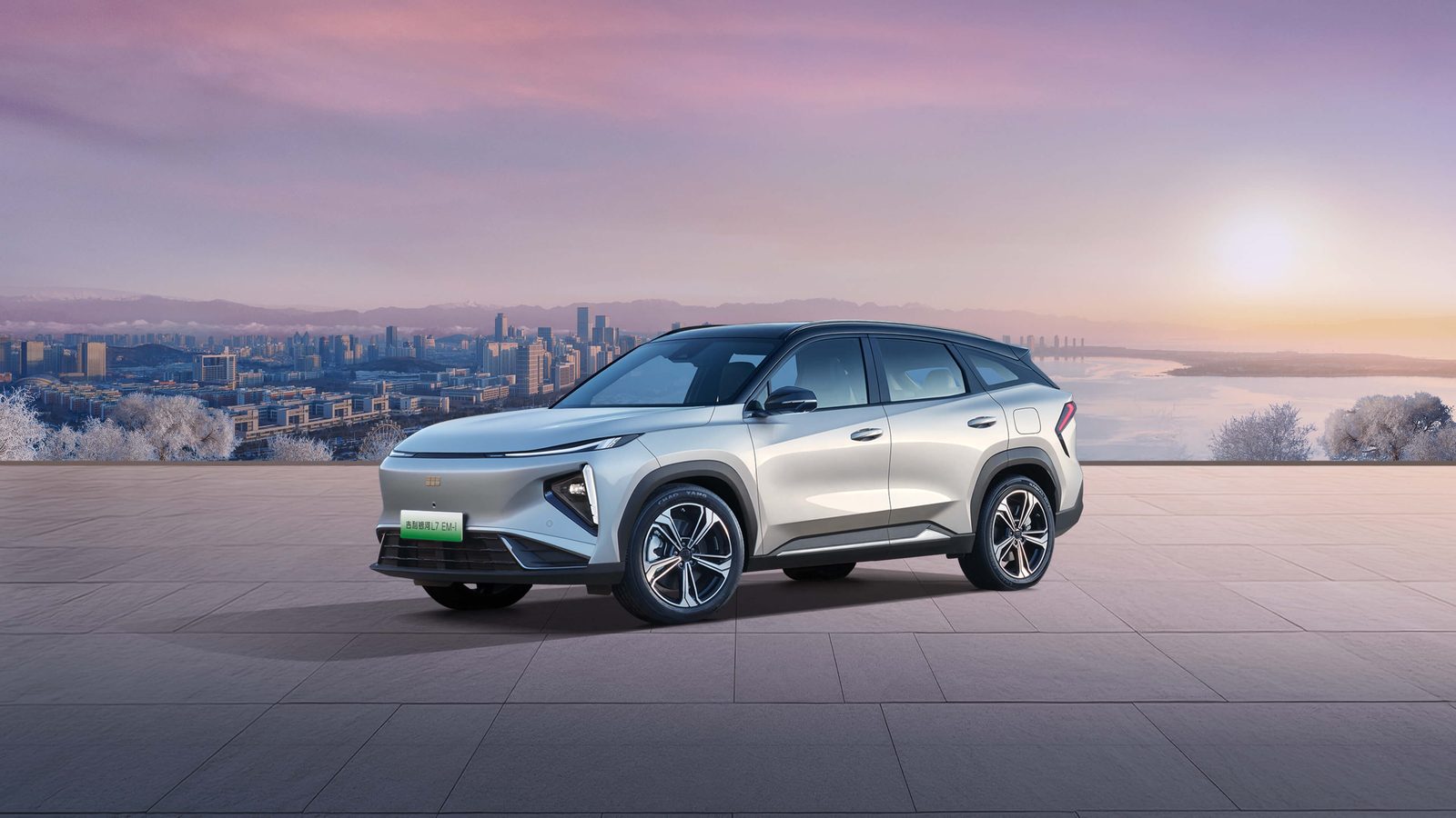 Geely Galaxy L7 EM-i 2026 — главное фото модели, экстерьер, вид спереди 3/4, рынок China
