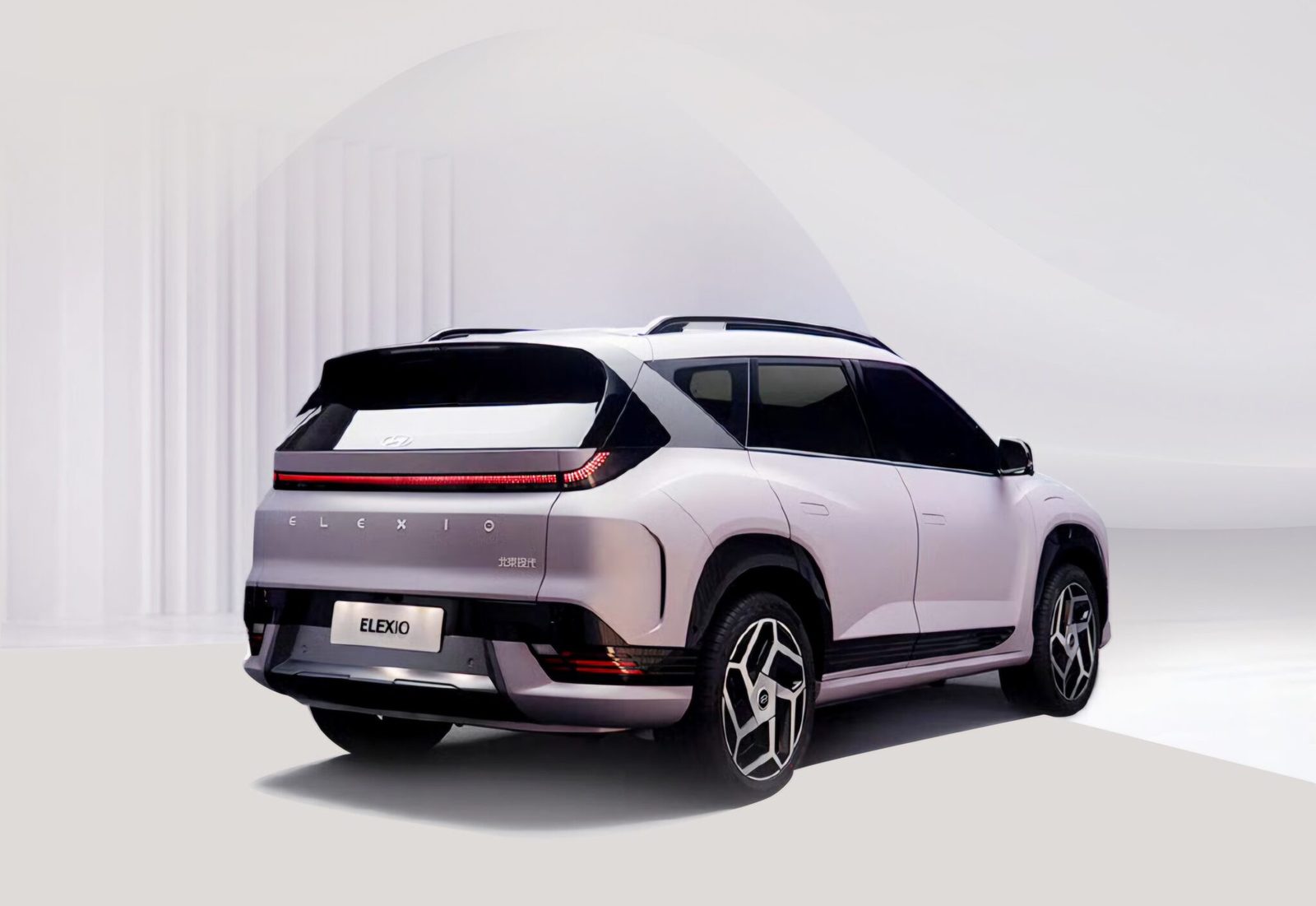 Hyundai Elexio / EO Yeo 2026 — экстерьер, вид сзади 3/4, рынок Existing curated ELEXIO reference