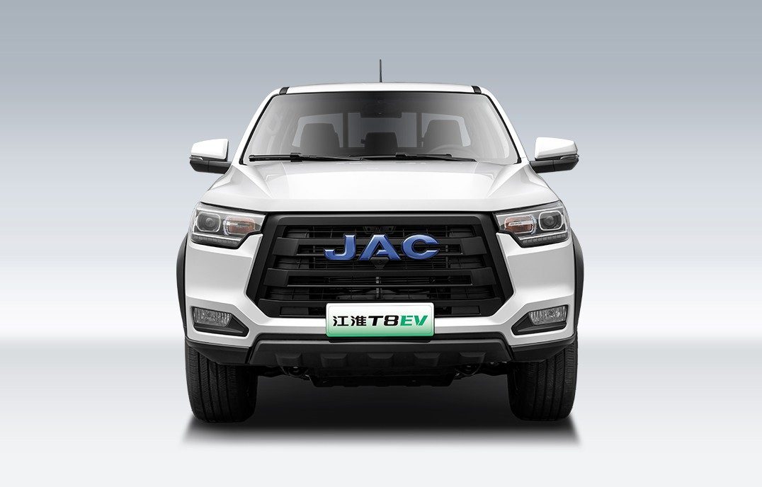 JAC Pickup T8 EV 2025 — экстерьер, вид спереди 3/4, рынок China