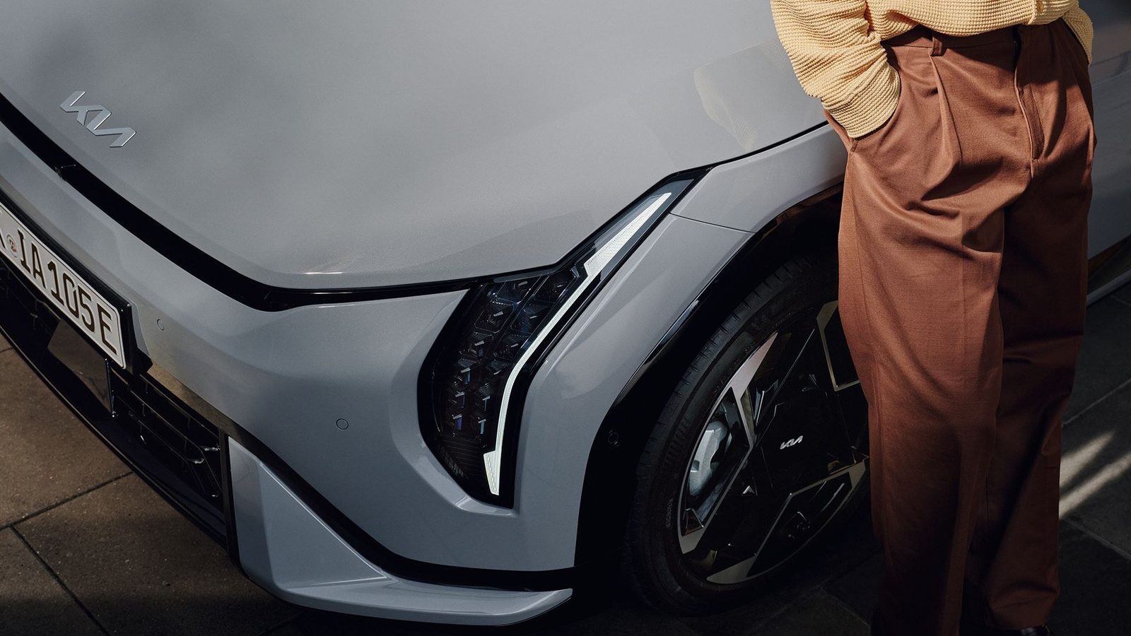 Kia EV4 Global 2025 — экстерьер, вид сбоку, рынок internal_mvp