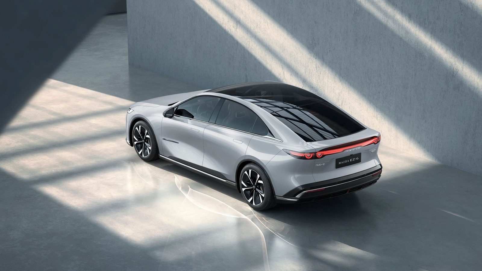 Mazda EZ-6 / Mazda6e China EREV 2024 — экстерьер, top three quarter, рынок China/import