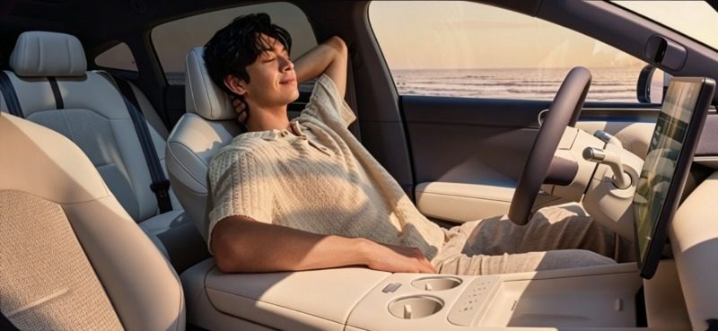 MG 07 PHEV 2026 — главное фото модели, интерьер, front zero gravity seat, рынок China