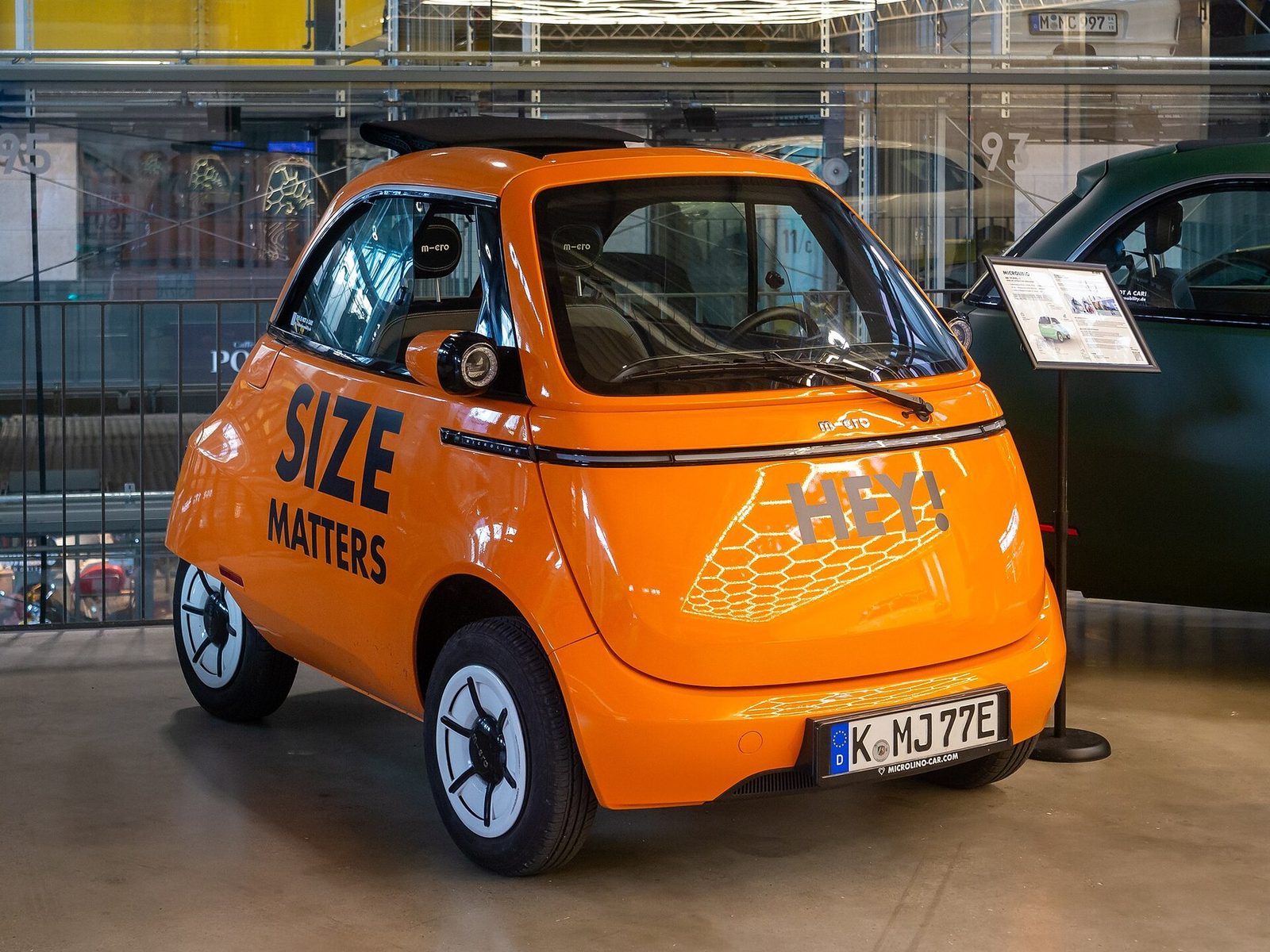 Microlino 2022 — экстерьер, front 3q alt, рынок Europe public-rights reference