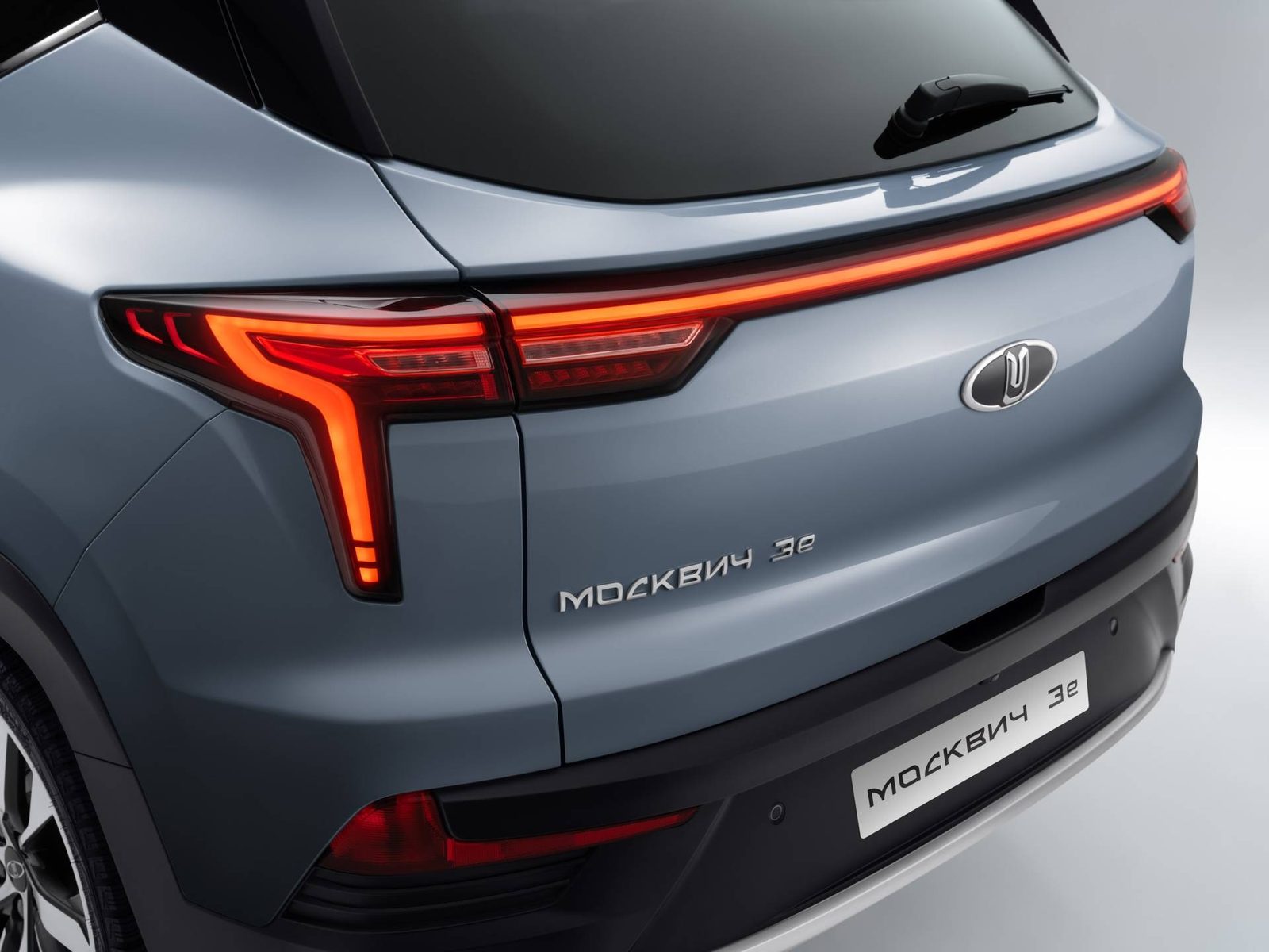 Moskvich 3e 2022 — экстерьер, rear lighting detail, рынок internal_mvp