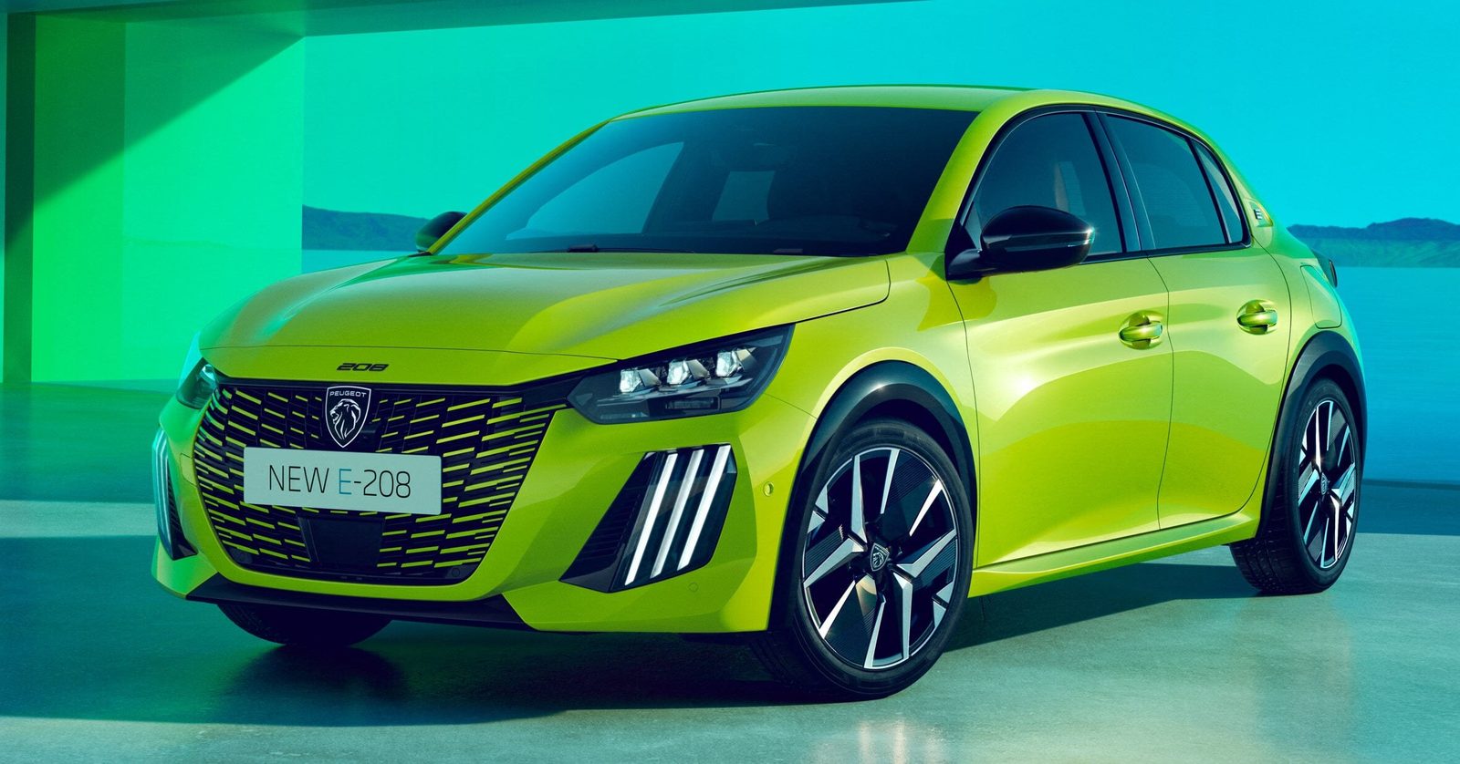 Peugeot E-208 2019 — экстерьер, вид сбоку, рынок internal_mvp