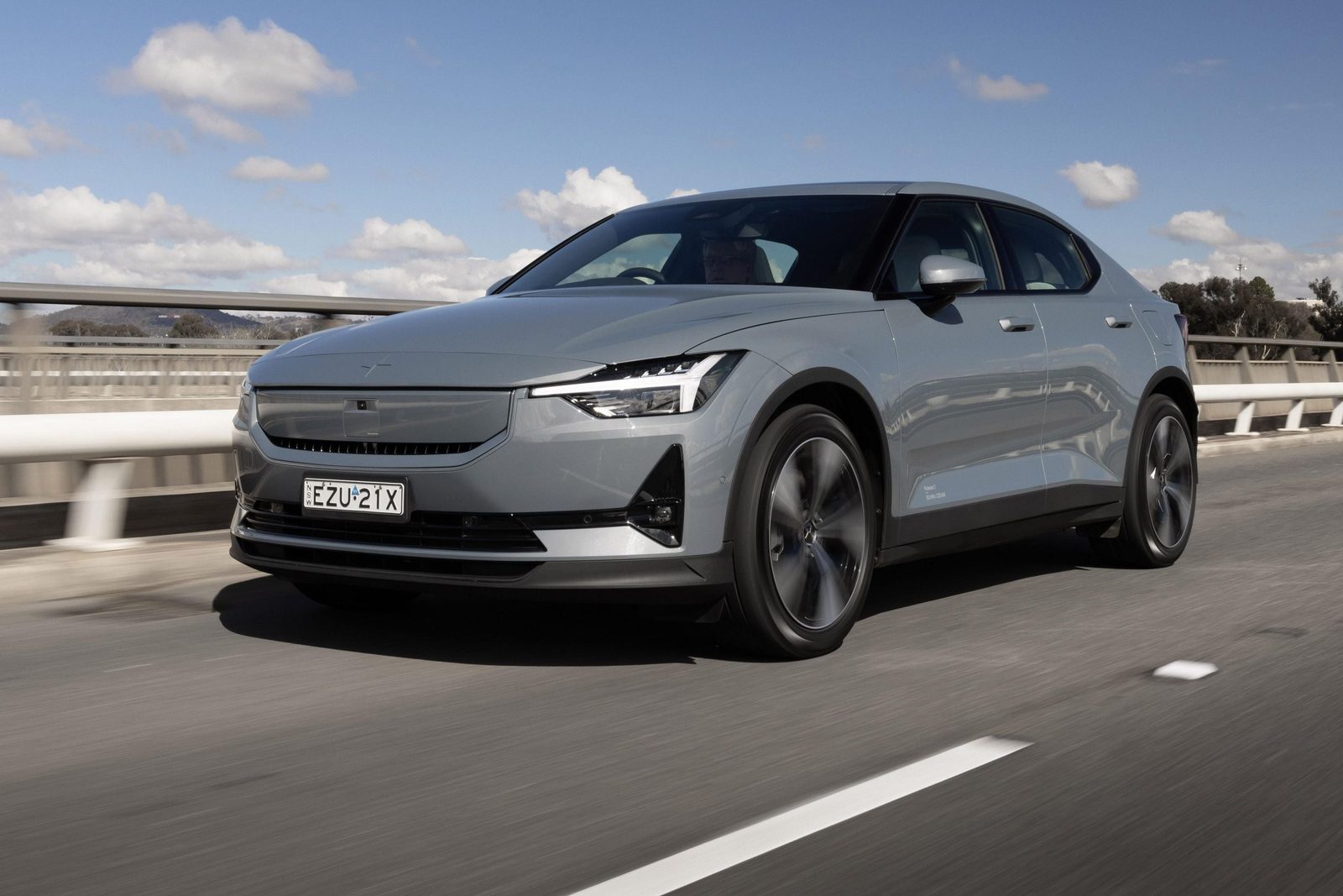Polestar 2 2020 — экстерьер, вид сбоку, рынок internal_mvp