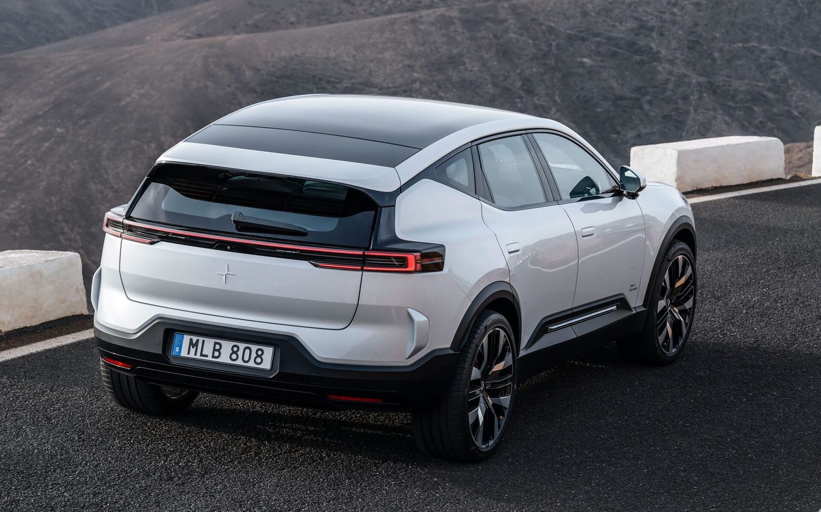 Polestar 3 2024 — экстерьер, вид сбоку, рынок internal_mvp
