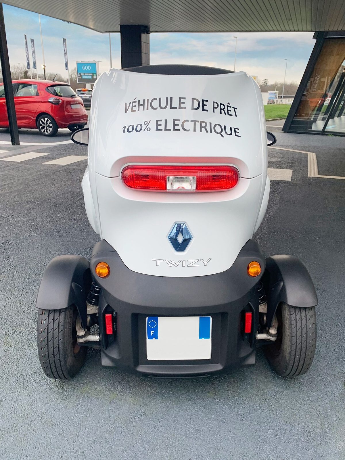 Renault Twizy 2012 — экстерьер, вид сзади, рынок Europe public-rights reference
