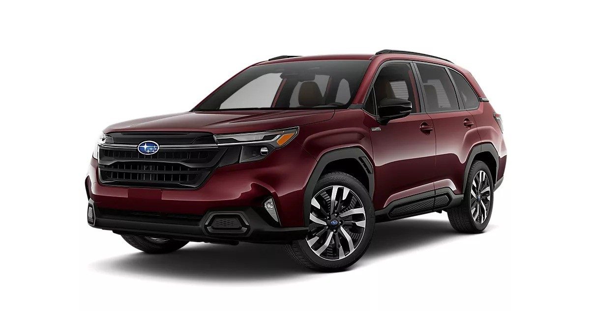 Subaru Forester Hybrid 2026 — экстерьер, front 3q studio, рынок US official
