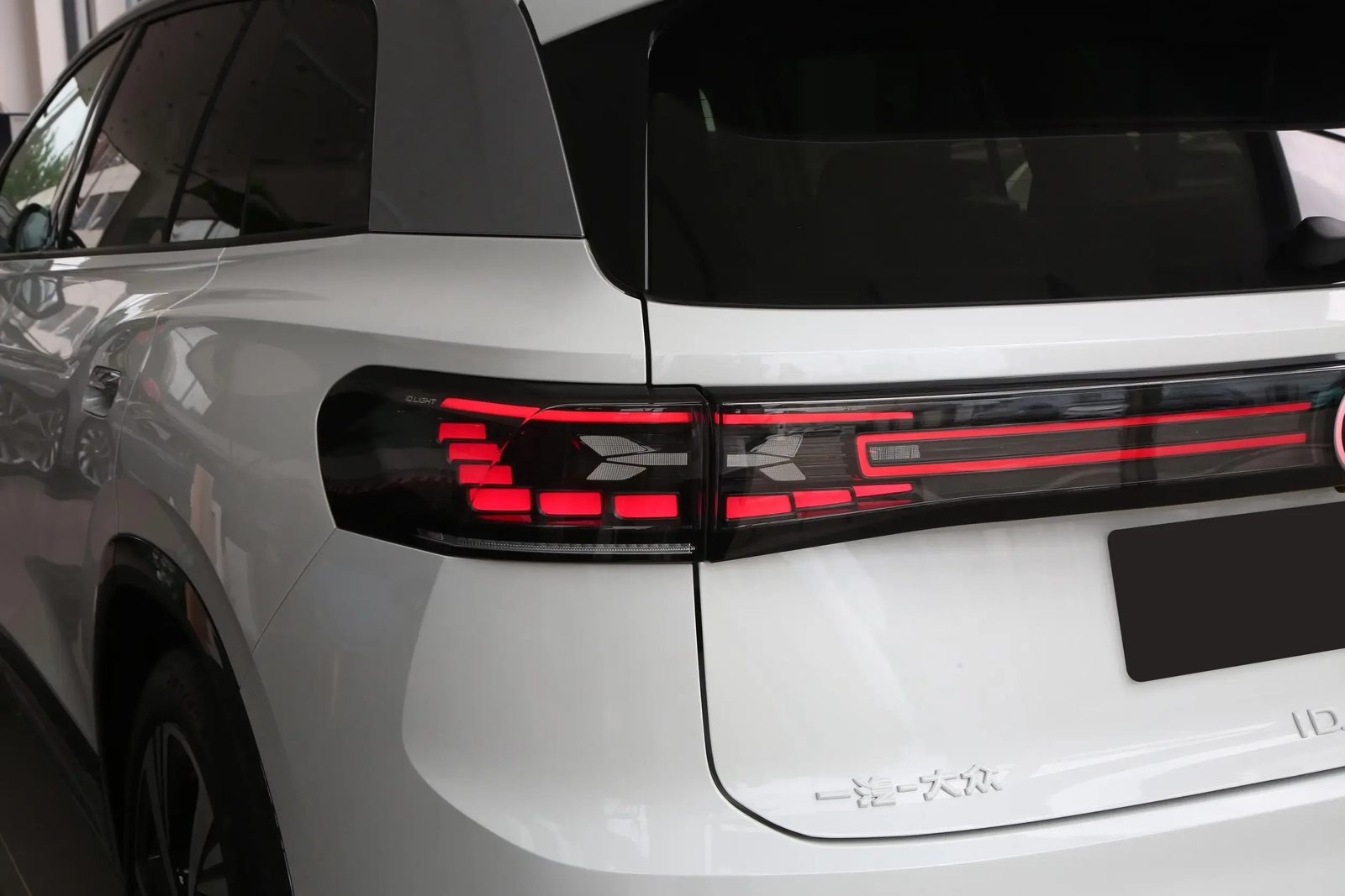 Volkswagen ID.6 CROZZ China 2026 — экстерьер, tail lamp detail, рынок internal_mvp