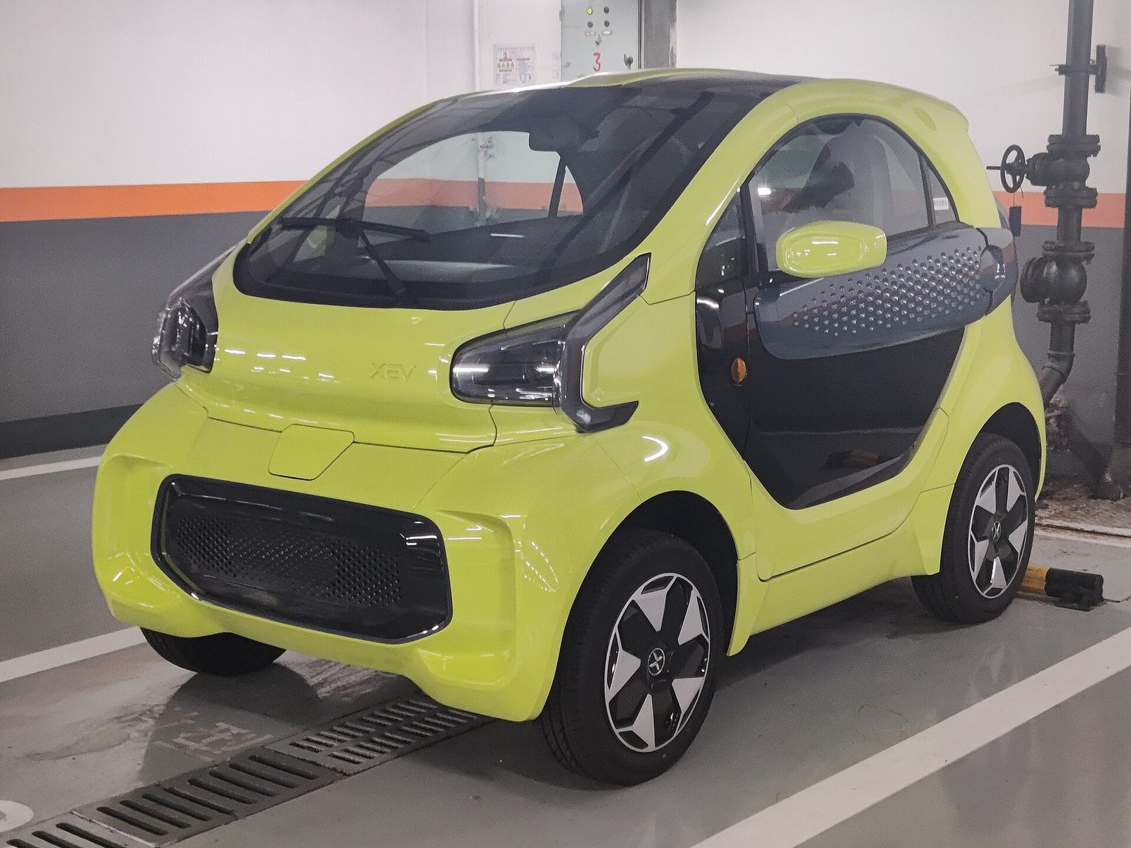 XEV YOYO 2021 — главное фото модели, экстерьер, вид спереди 3/4, рынок Europe public-rights reference