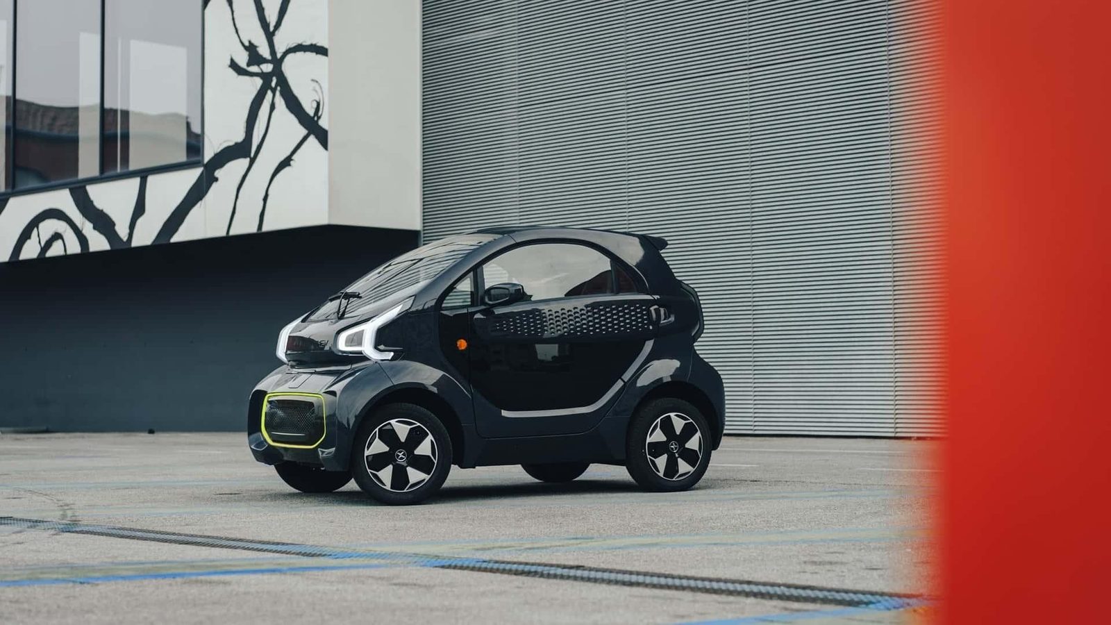 XEV YOYO 2021 — экстерьер, side profile dark, рынок Europe microcar reference